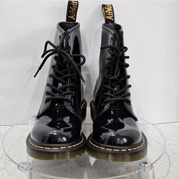 🥾Doc Martens, genuine leather with patent gloss coating. NIB, Size 7. - Picture 3 of 12